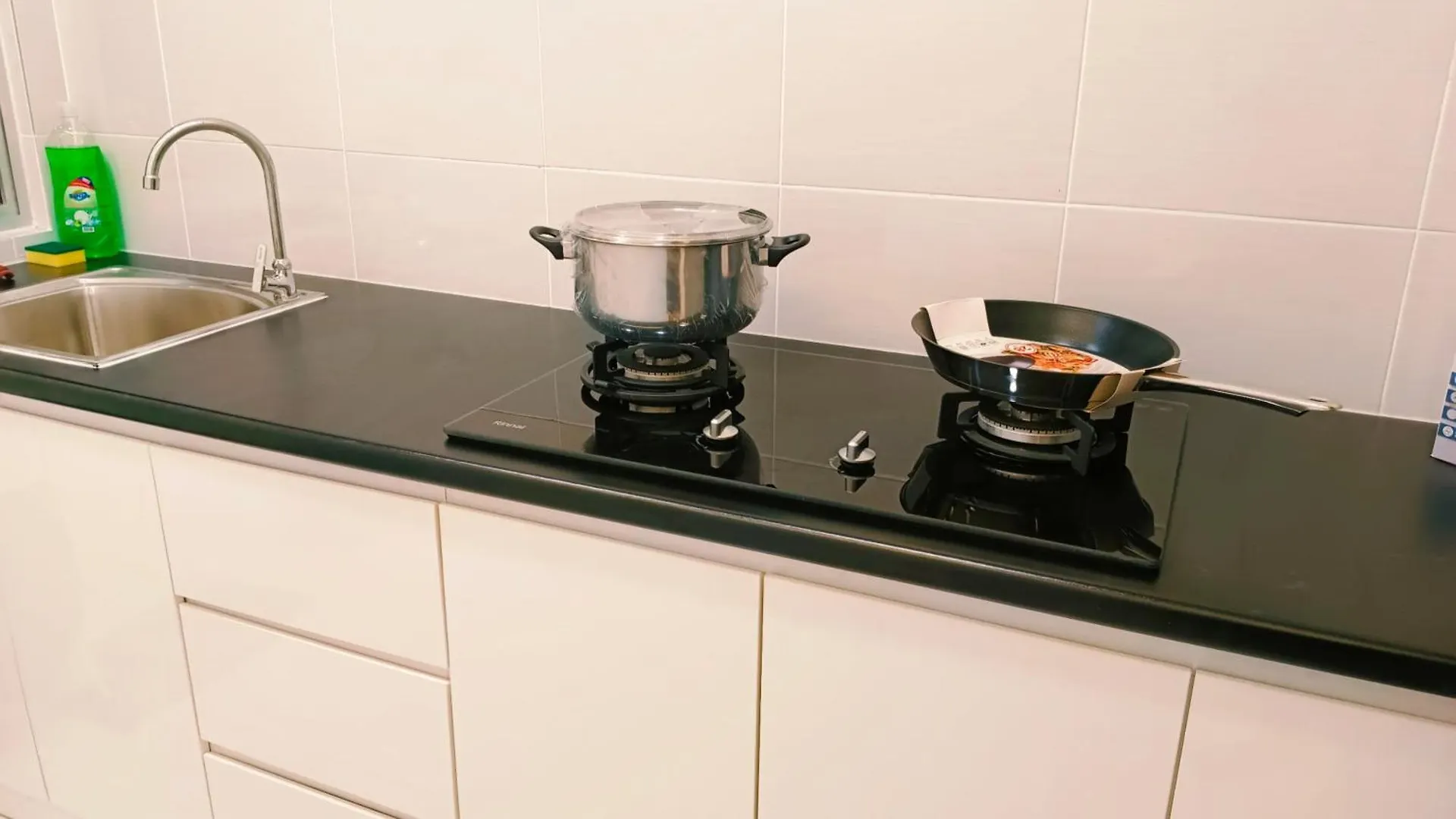 Kulai Apartment 3Br-5Br Near Ioi, Aeon And Senai Airport
