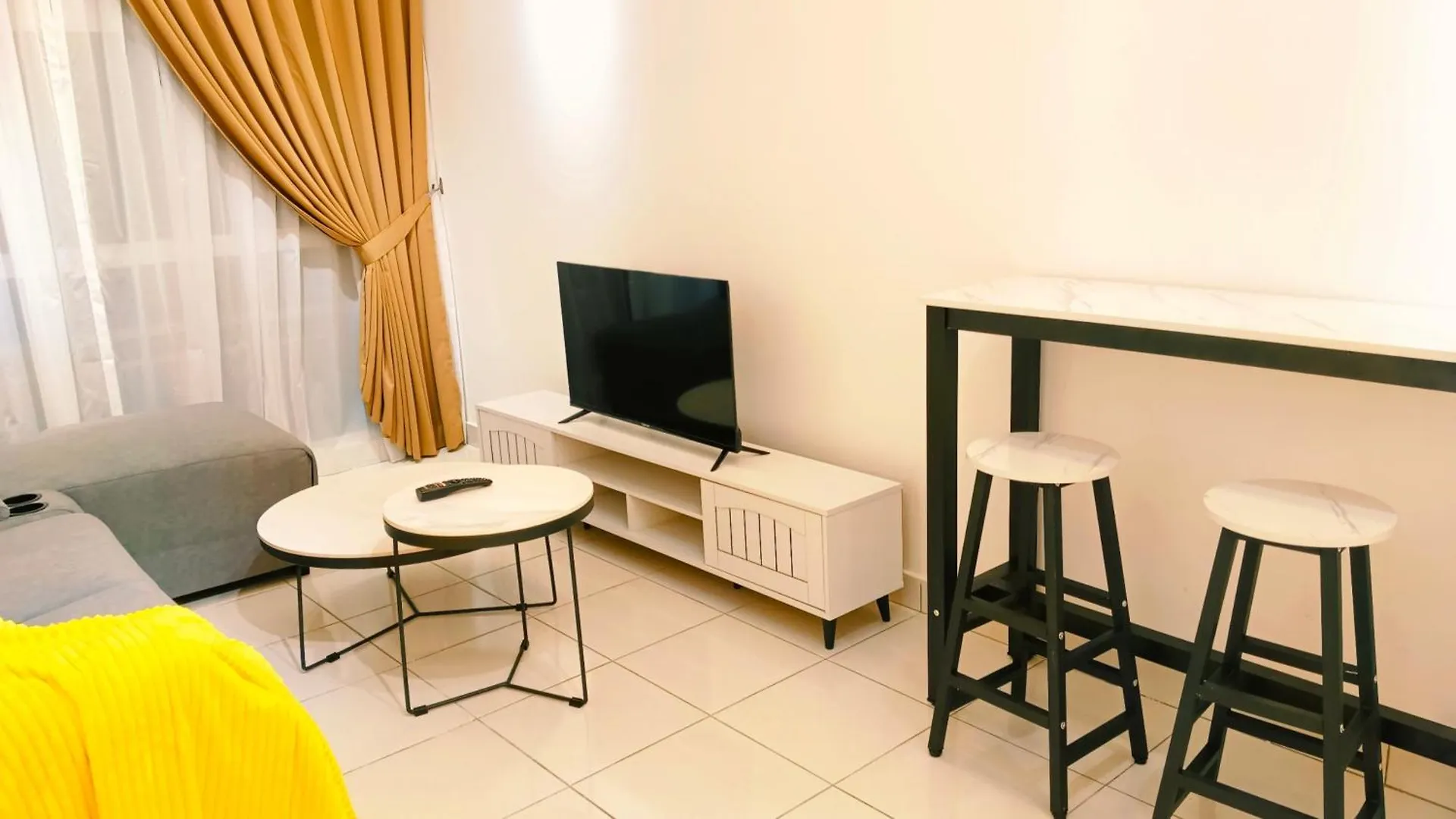 Kulai Apartment 3Br-5Br Near Ioi, Aeon And Senai Airport