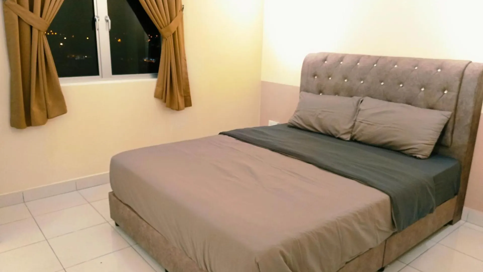 Kulai Apartment 3Br-5Br Near Ioi, Aeon And Senai Airport