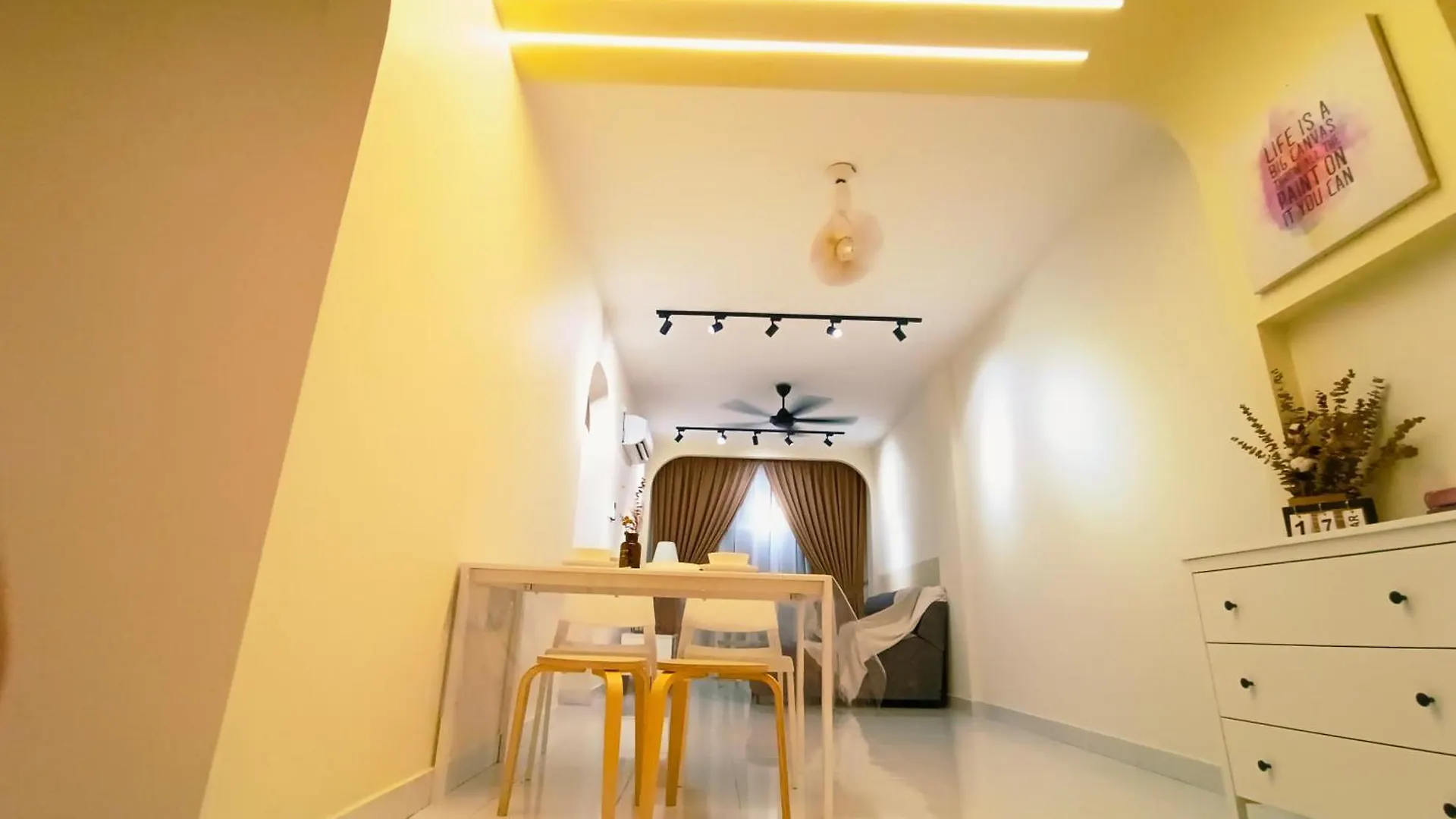 Kulai Apartment 3Br-5Br Near Ioi, Aeon And Senai Airport 0*,